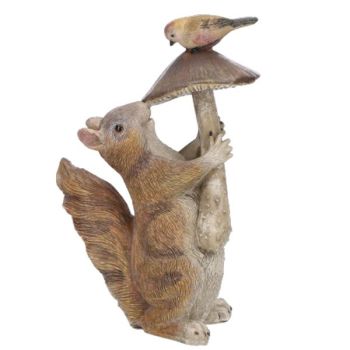 Wald Eichhörnchen Figur mit Pilz und Vogel.