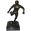 Fußballer in Aktion, Höhe 23cm